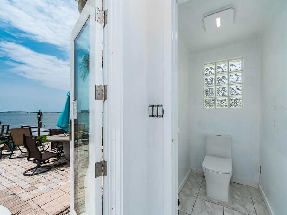 En Venta: $1,775,000 (3 camas, 2 baños, 2240 Pies cuadrados)