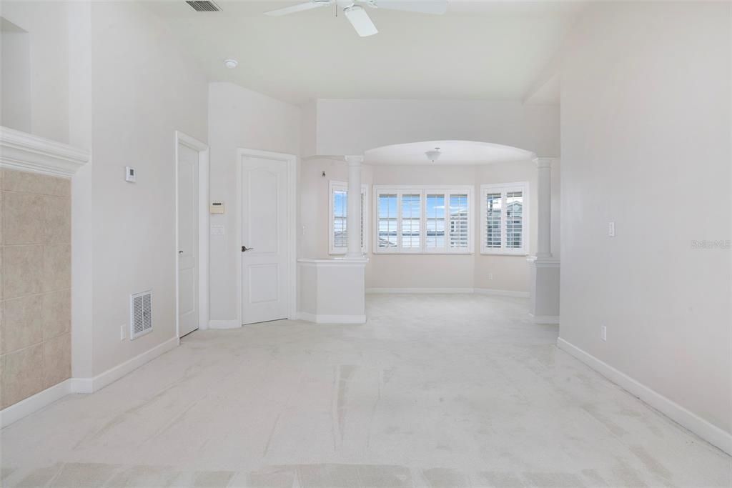 В аренду: $4,799 (3 спален, 2 ванн, 2421 Квадратных фут)