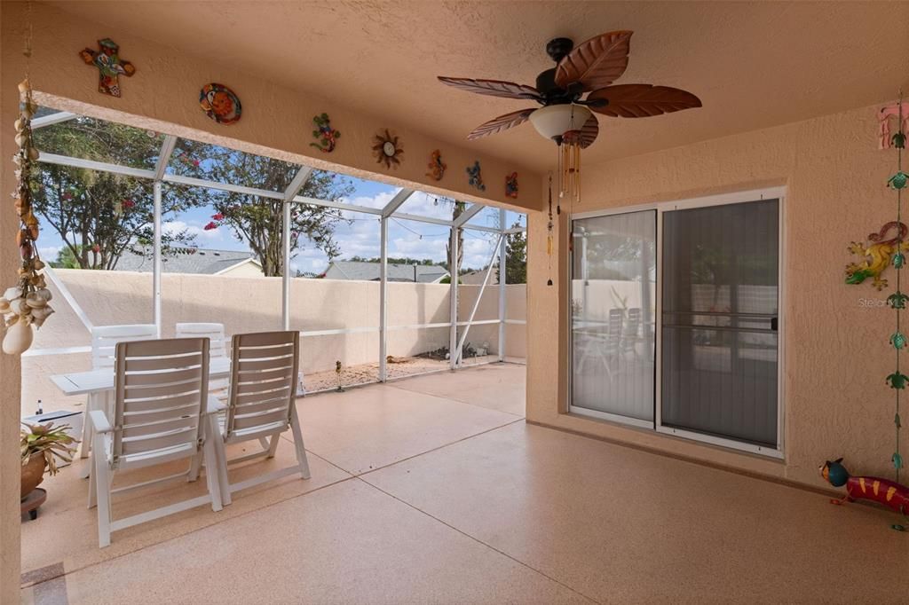 For Sale: $315,000 (2 beds, 2 baths, 1139 Square Feet)