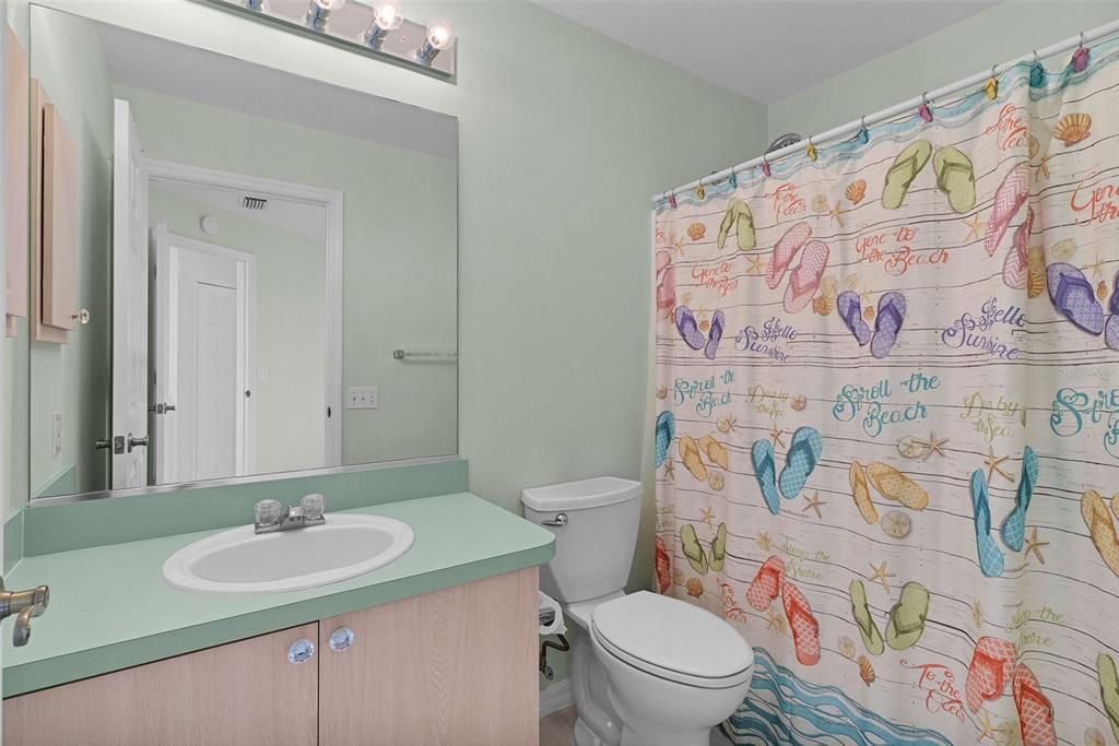 For Sale: $315,000 (2 beds, 2 baths, 1139 Square Feet)