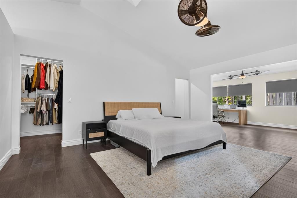 En Venta: $665,000 (3 camas, 2 baños, 2879 Pies cuadrados)
