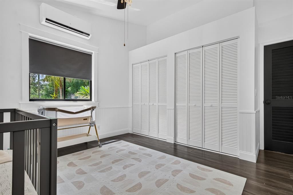 En Venta: $665,000 (3 camas, 2 baños, 2879 Pies cuadrados)