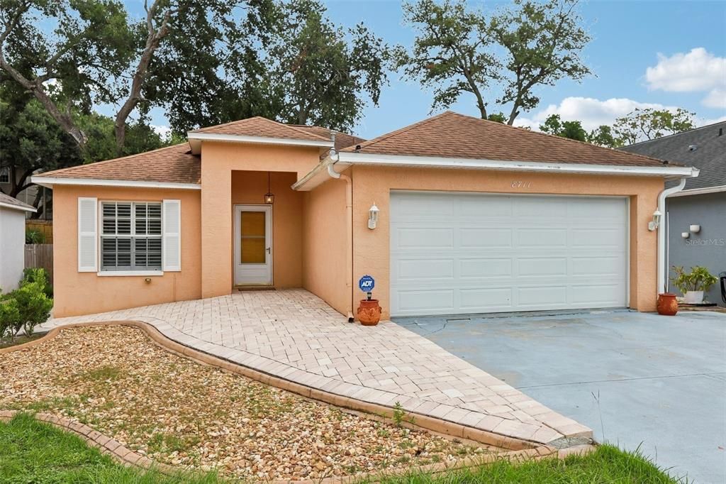 Active With Contract: $360,000 (3 beds, 2 baths, 1260 Square Feet)