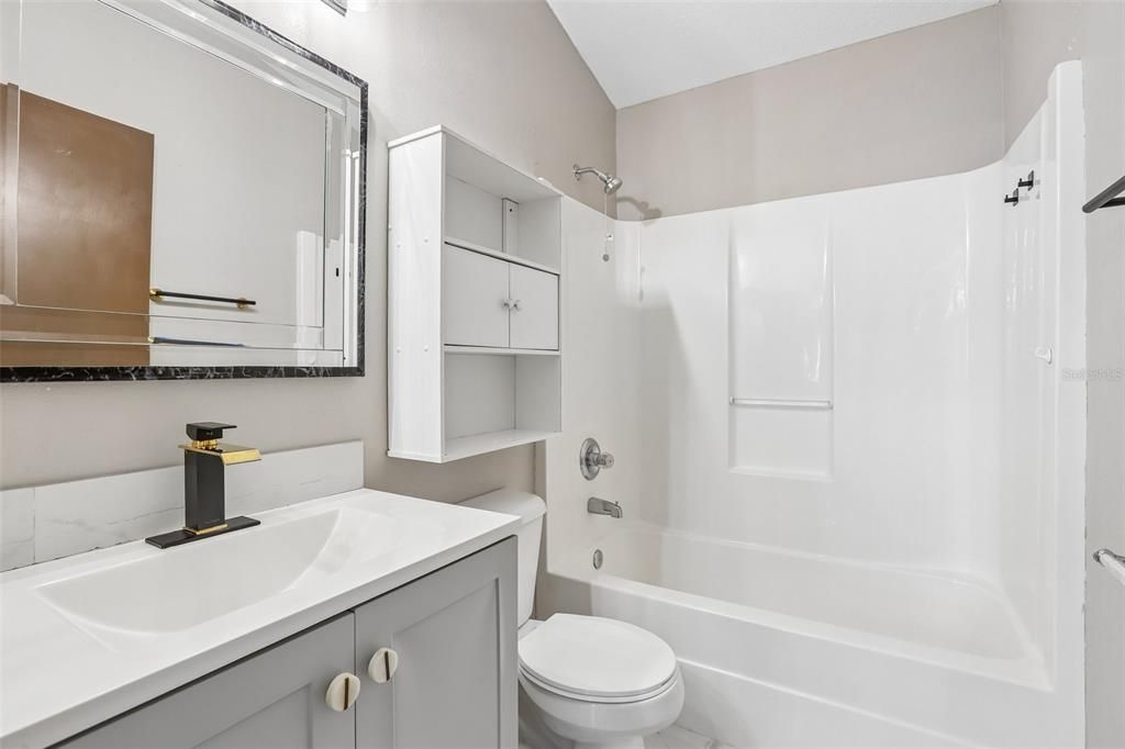 Active With Contract: $360,000 (3 beds, 2 baths, 1260 Square Feet)