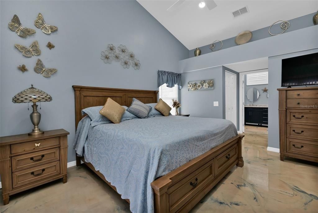En Venta: $329,000 (3 camas, 2 baños, 1684 Pies cuadrados)