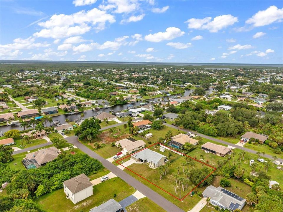 En Venta: $329,000 (3 camas, 2 baños, 1684 Pies cuadrados)