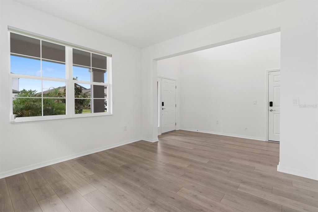 En Venta: $689,900 (5 camas, 4 baños, 3559 Pies cuadrados)
