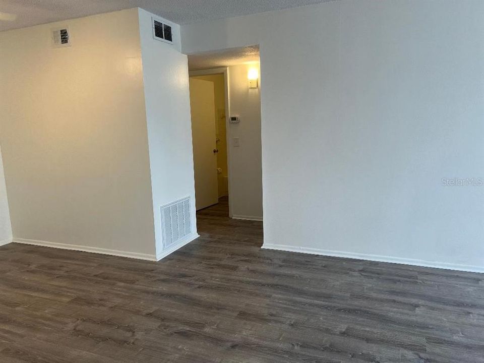 For Rent: $1,650 (2 beds, 2 baths, 1100 Square Feet)