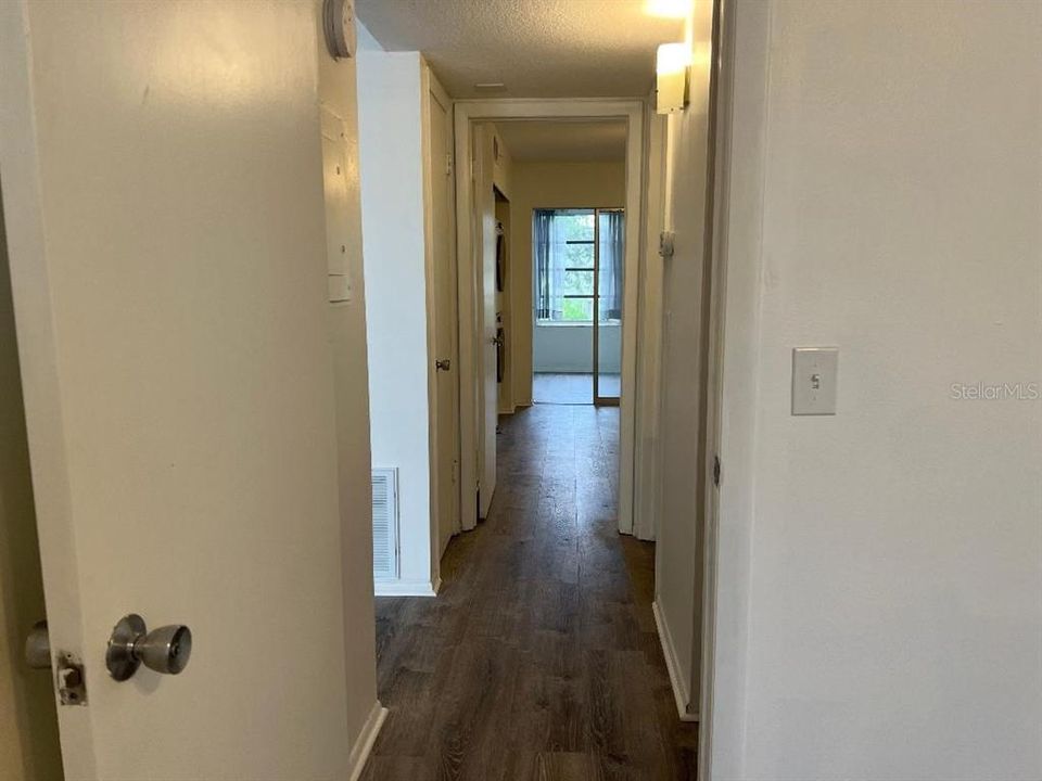 For Rent: $1,650 (2 beds, 2 baths, 1100 Square Feet)