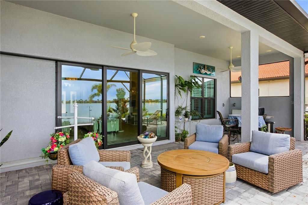 For Sale: $1,350,000 (3 beds, 3 baths, 2779 Square Feet)