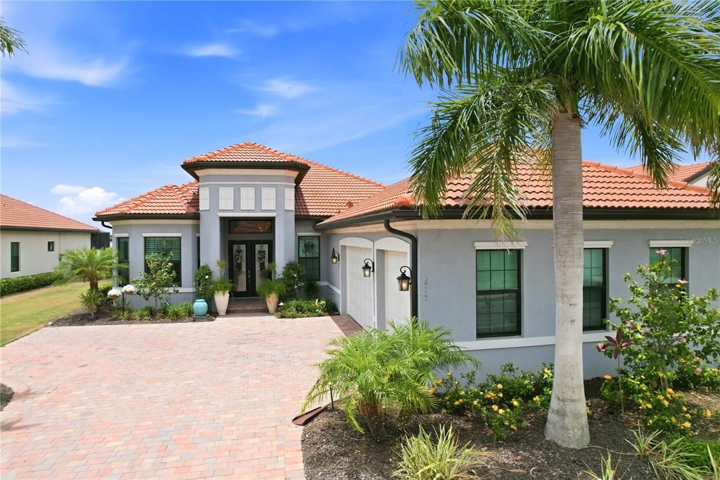 For Sale: $1,350,000 (3 beds, 3 baths, 2779 Square Feet)
