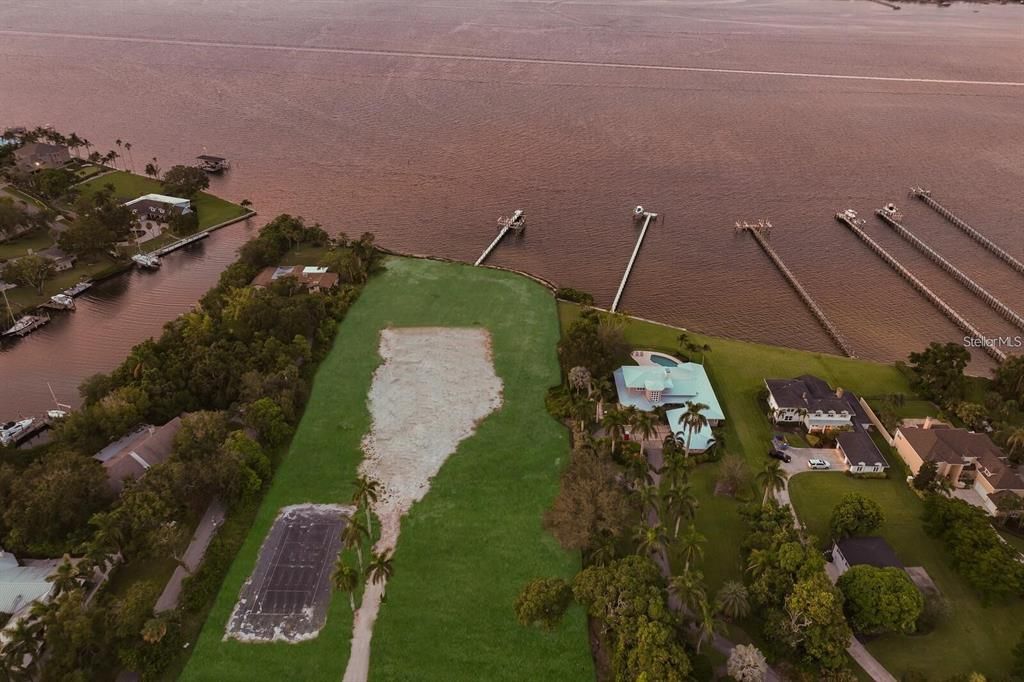 For Sale: $3,250,000 (1.82 acres)