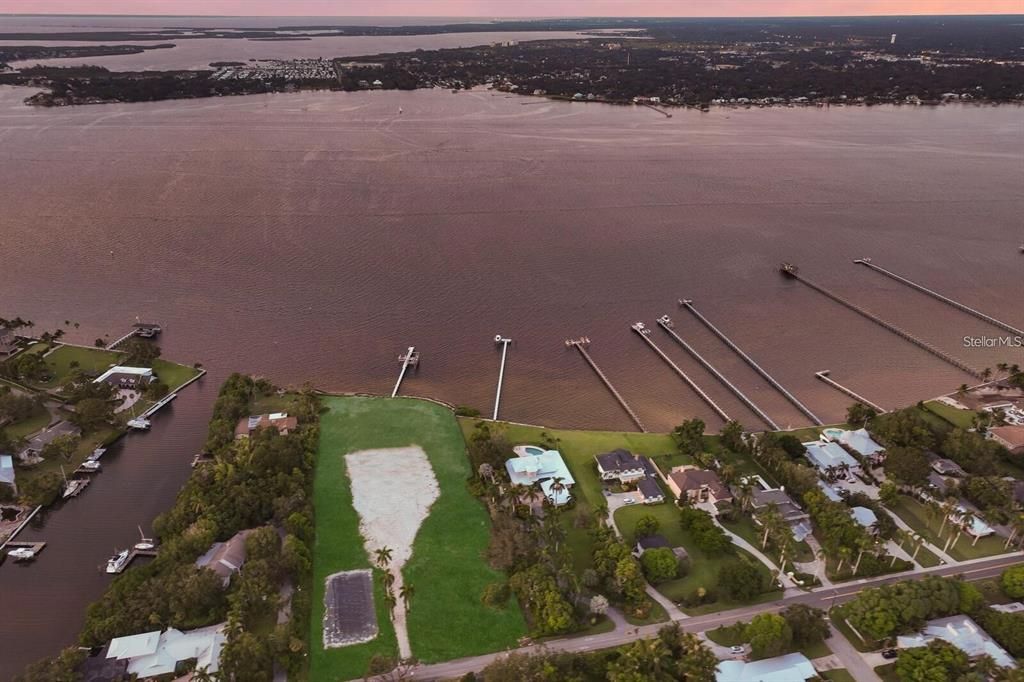 For Sale: $3,250,000 (1.82 acres)