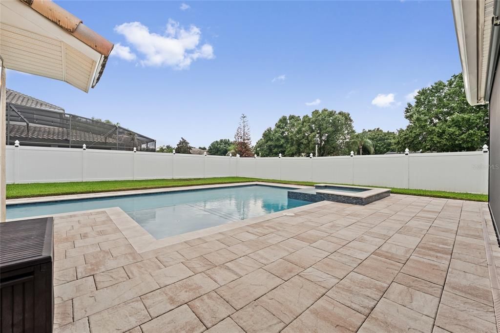 En Venta: $749,999 (4 camas, 3 baños, 2885 Pies cuadrados)