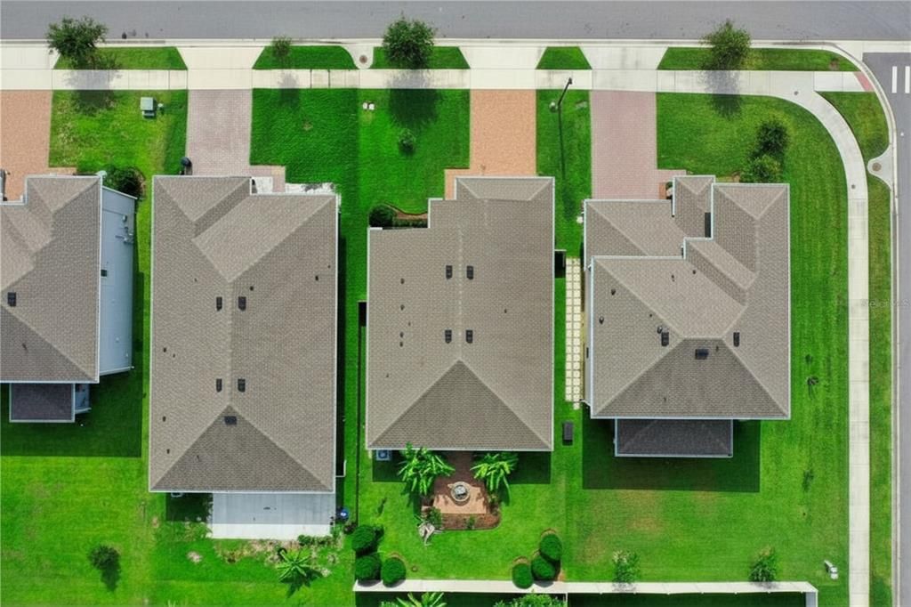 На продажу: $394,900 (3 спален, 2 ванн, 1635 Квадратных фут)