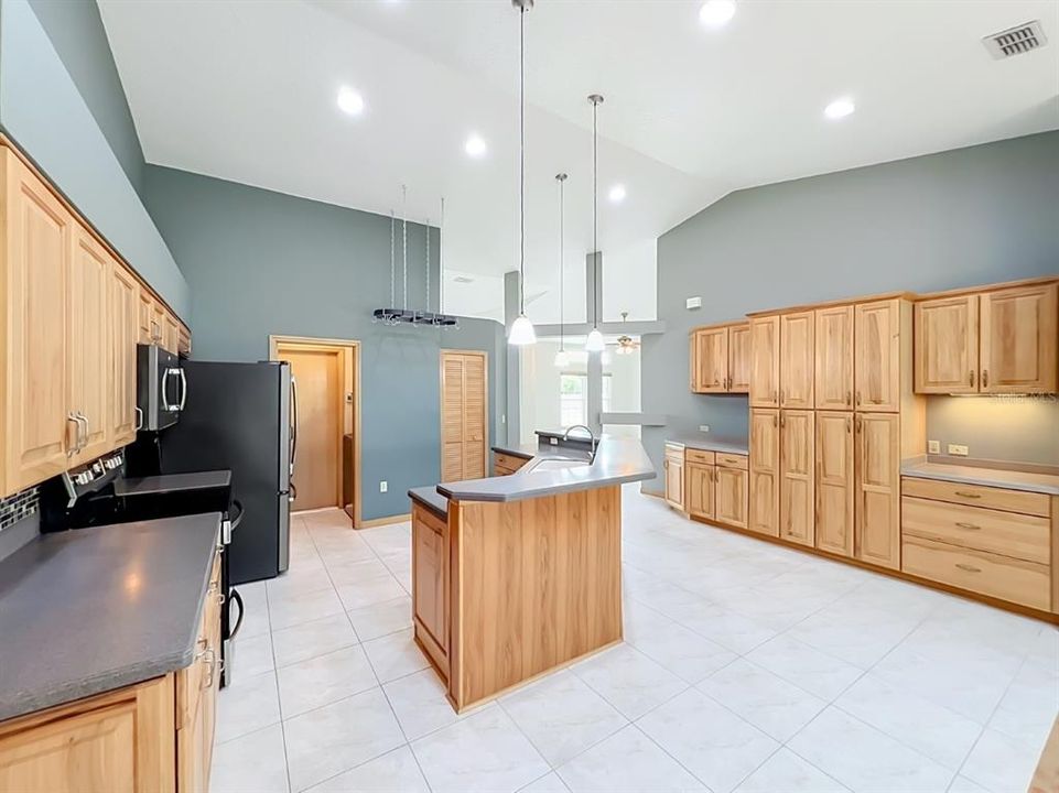 En Venta: $399,900 (3 camas, 2 baños, 1887 Pies cuadrados)