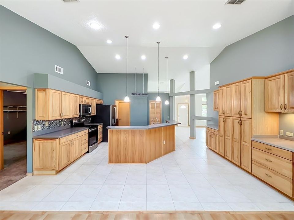 En Venta: $399,900 (3 camas, 2 baños, 1887 Pies cuadrados)