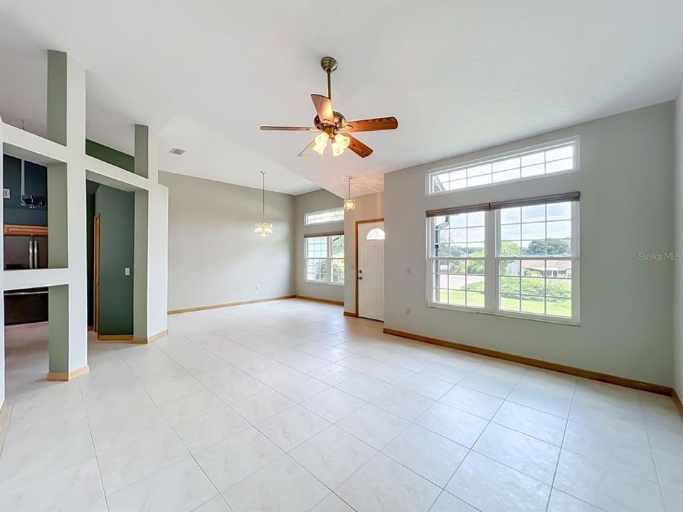 En Venta: $399,900 (3 camas, 2 baños, 1887 Pies cuadrados)