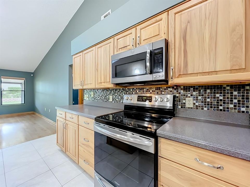 En Venta: $399,900 (3 camas, 2 baños, 1887 Pies cuadrados)