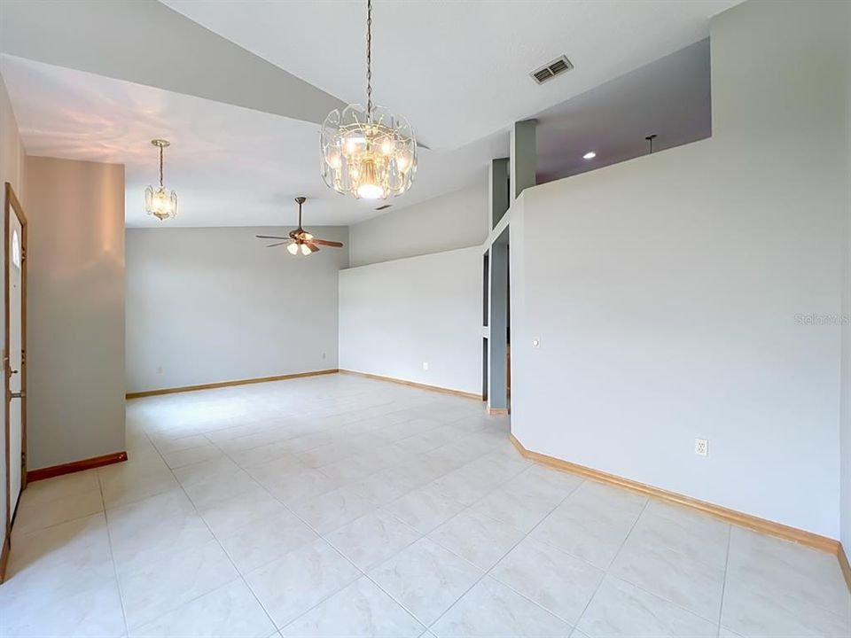 En Venta: $399,900 (3 camas, 2 baños, 1887 Pies cuadrados)