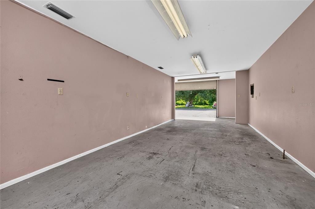 For Sale: $450,000 (0 beds, 0 baths, 2414 Square Feet)