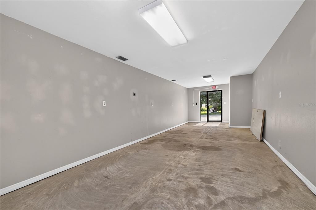 For Sale: $450,000 (0 beds, 0 baths, 2414 Square Feet)
