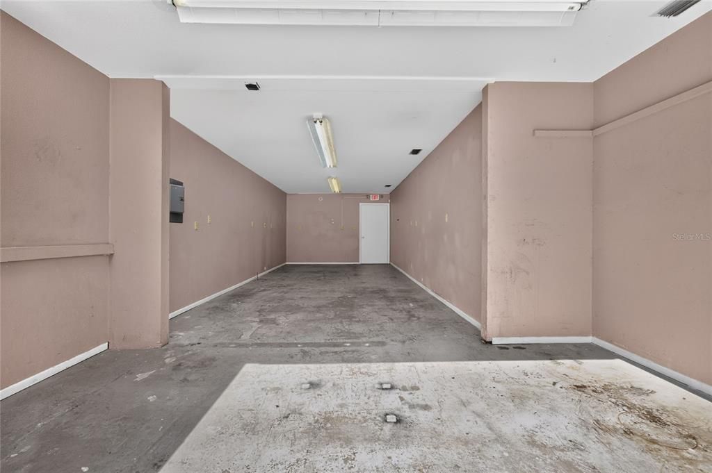 For Sale: $450,000 (0 beds, 0 baths, 2414 Square Feet)