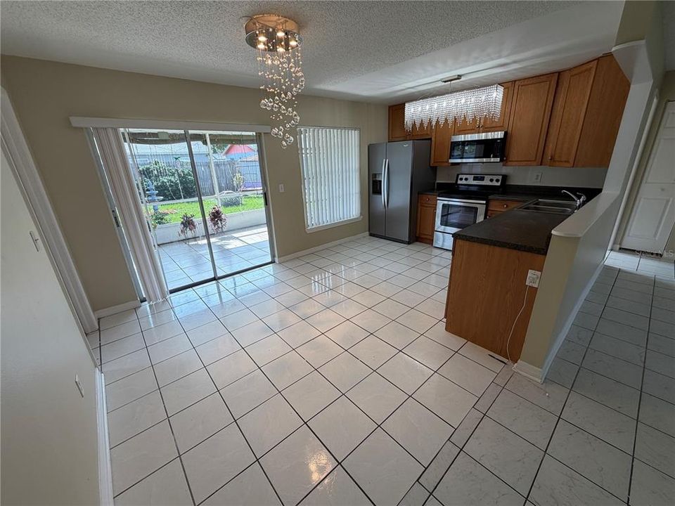 En Venta: $358,000 (3 camas, 2 baños, 1173 Pies cuadrados)