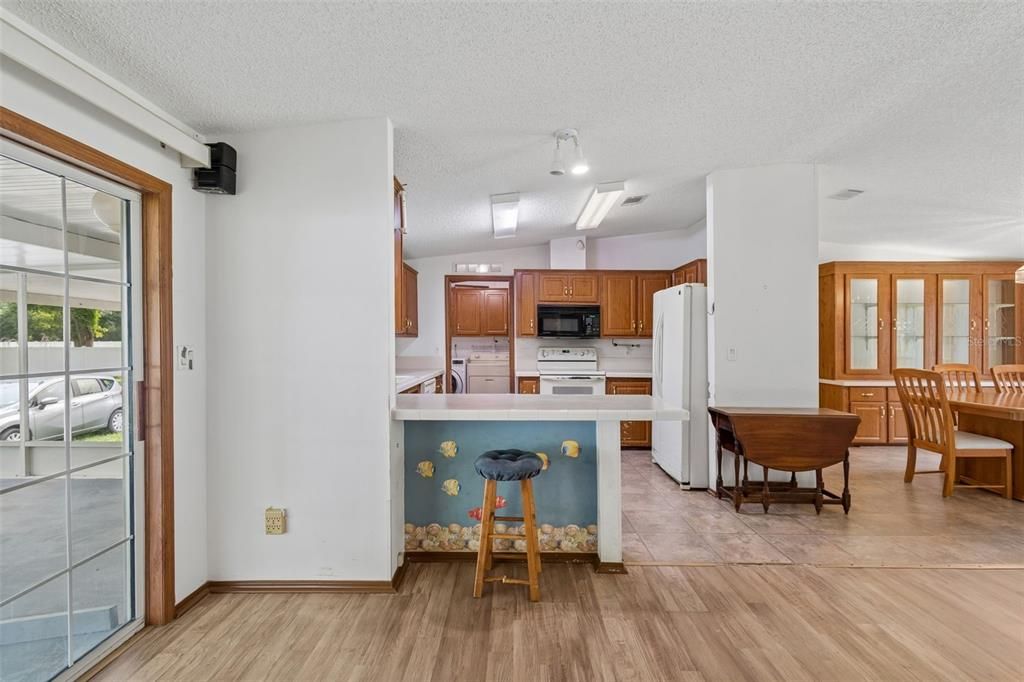 En Venta: $395,000 (3 camas, 2 baños, 1782 Pies cuadrados)