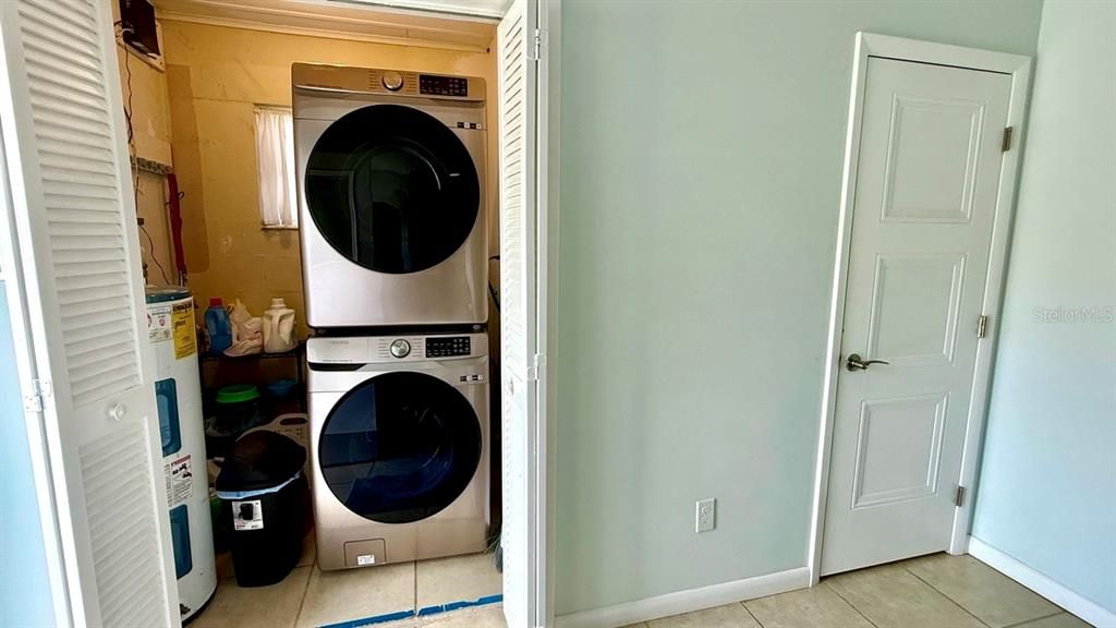 En Renta: $2,850 (3 camas, 2 baños, 2053 Pies cuadrados)