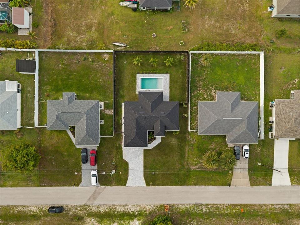 На продажу: $449,900 (3 спален, 2 ванн, 1410 Квадратных фут)