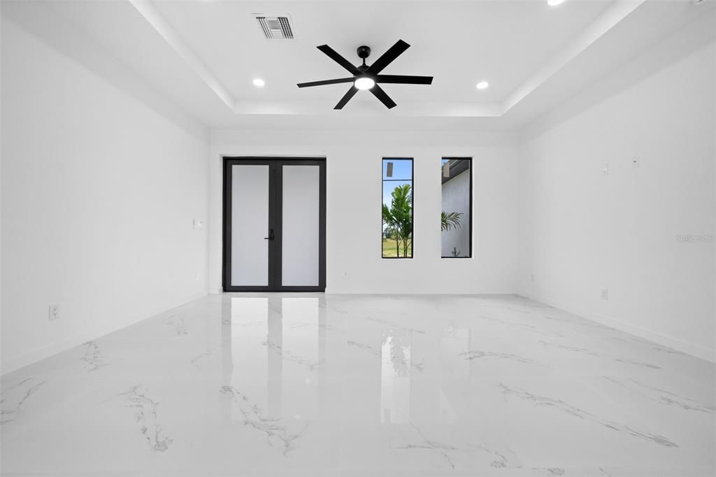 На продажу: $449,900 (3 спален, 2 ванн, 1410 Квадратных фут)