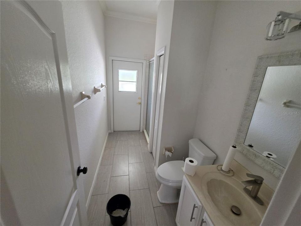 Activo con contrato: $599,900 (6 camas, 4 baños, 3933 Pies cuadrados)