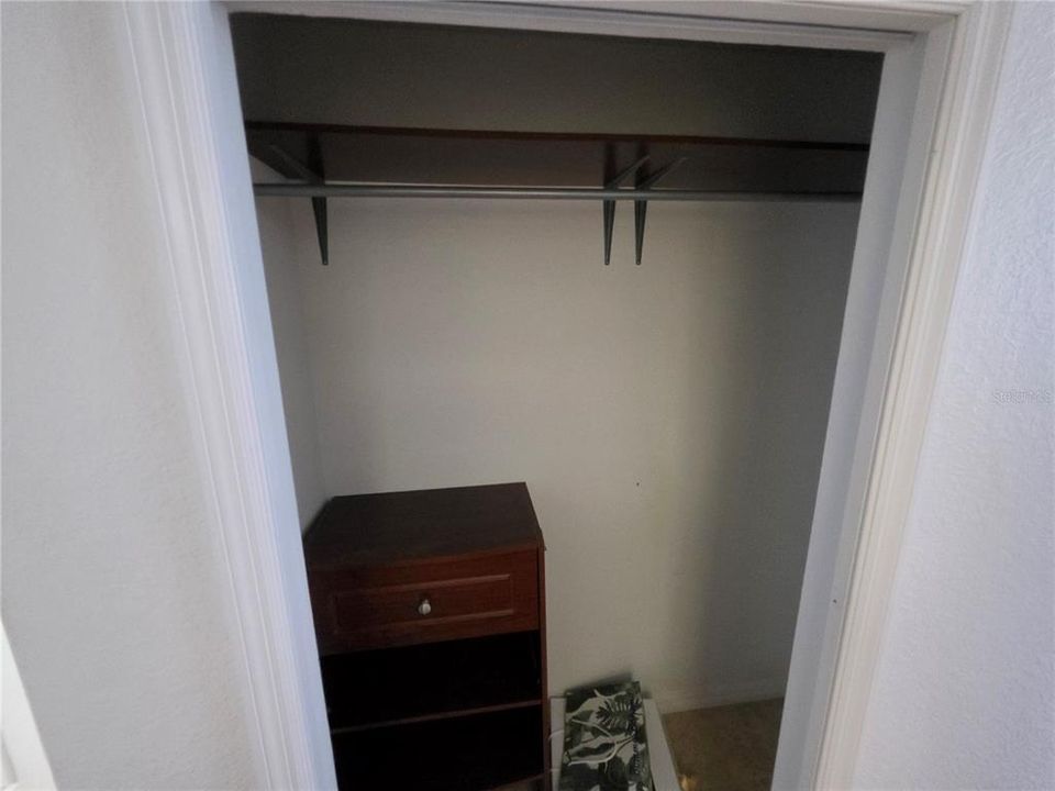 Activo con contrato: $599,900 (6 camas, 4 baños, 3933 Pies cuadrados)