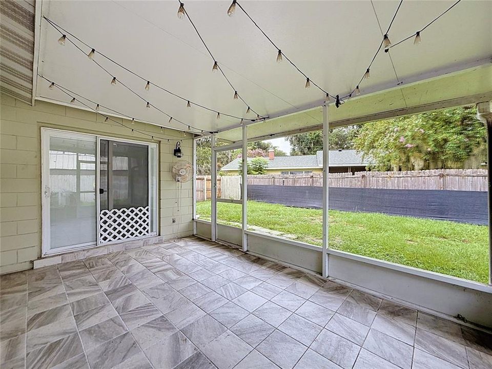 For Sale: $275,000 (3 beds, 2 baths, 1548 Square Feet)