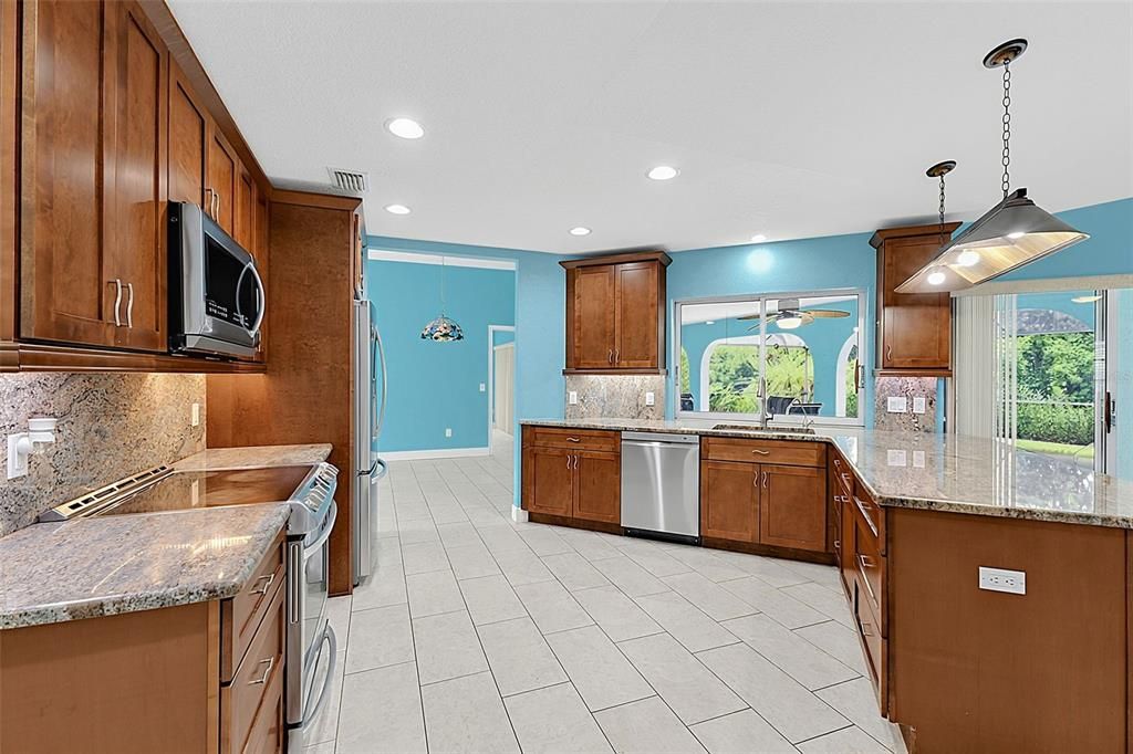 For Sale: $485,000 (3 beds, 2 baths, 2231 Square Feet)