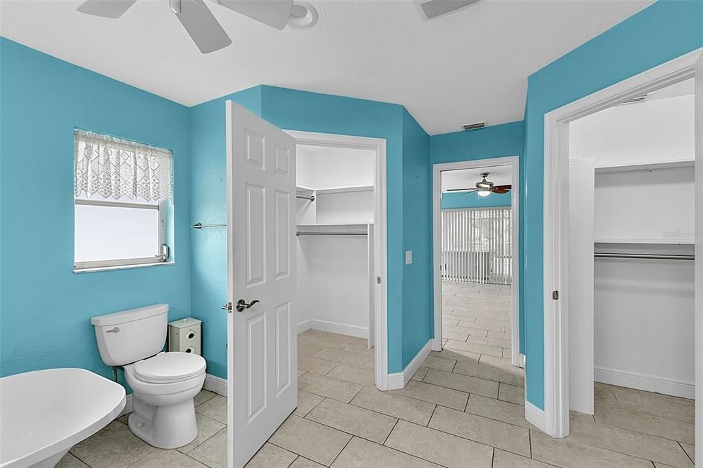 For Sale: $485,000 (3 beds, 2 baths, 2231 Square Feet)