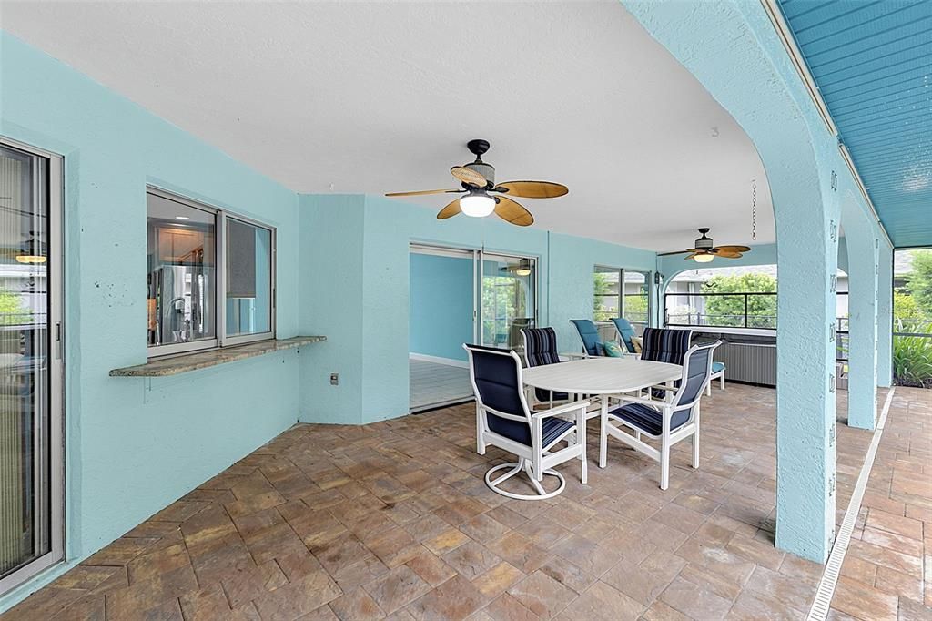 For Sale: $485,000 (3 beds, 2 baths, 2231 Square Feet)