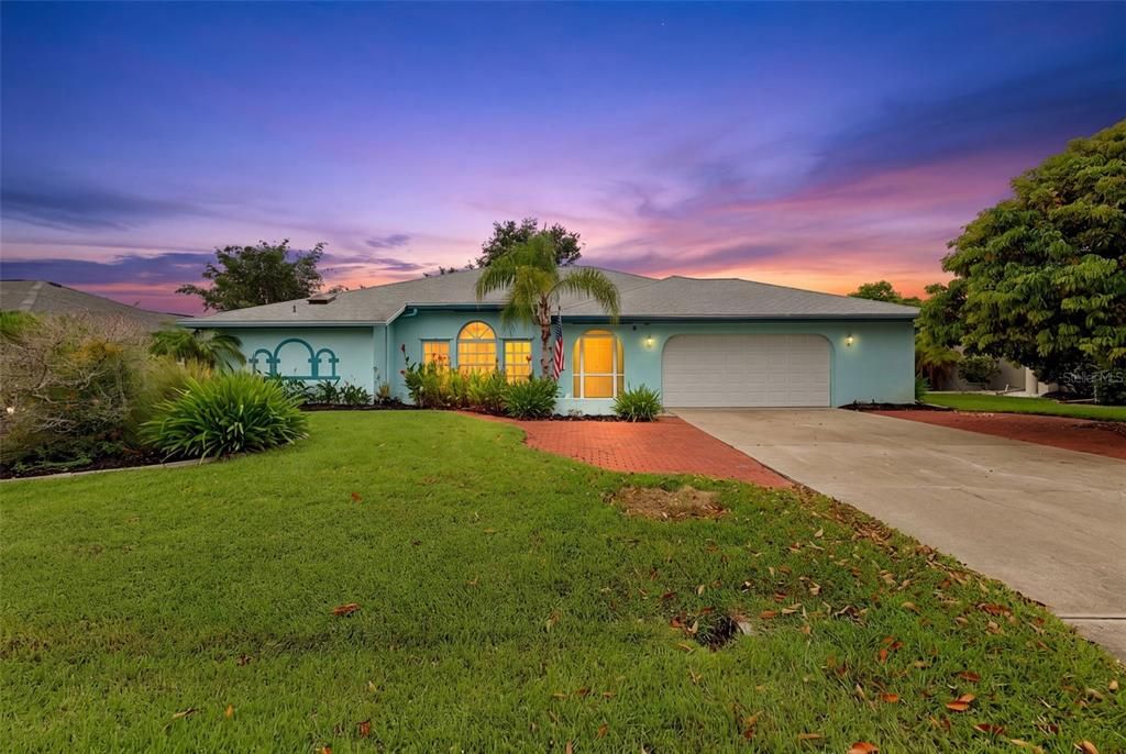 For Sale: $485,000 (3 beds, 2 baths, 2231 Square Feet)