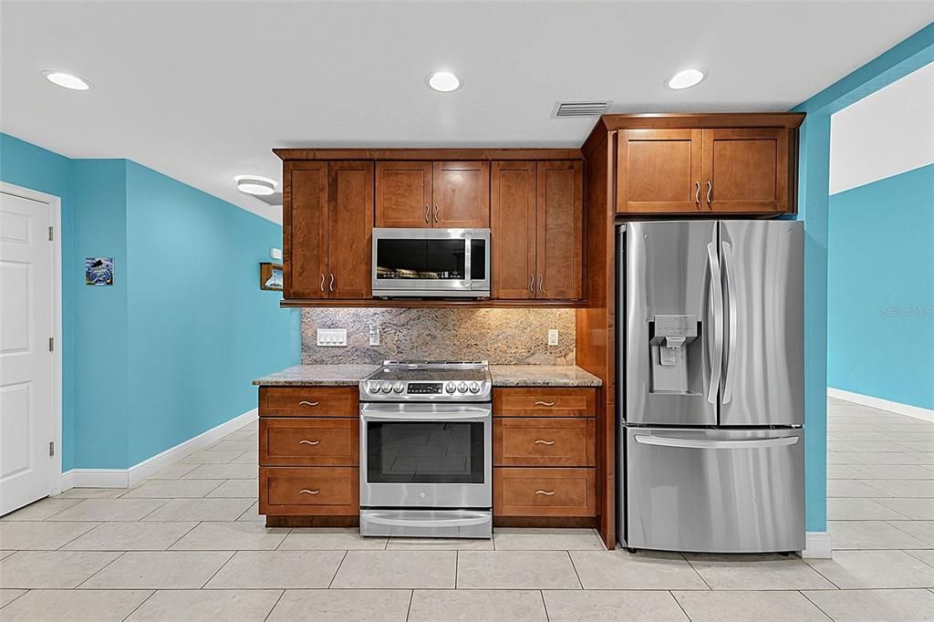 For Sale: $485,000 (3 beds, 2 baths, 2231 Square Feet)