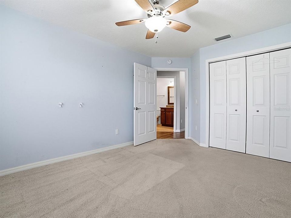 For Sale: $365,000 (3 beds, 2 baths, 1647 Square Feet)