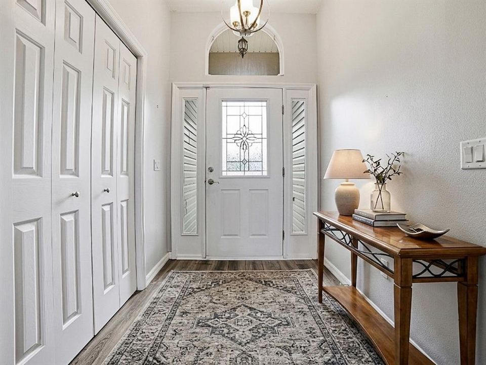 For Sale: $365,000 (3 beds, 2 baths, 1647 Square Feet)