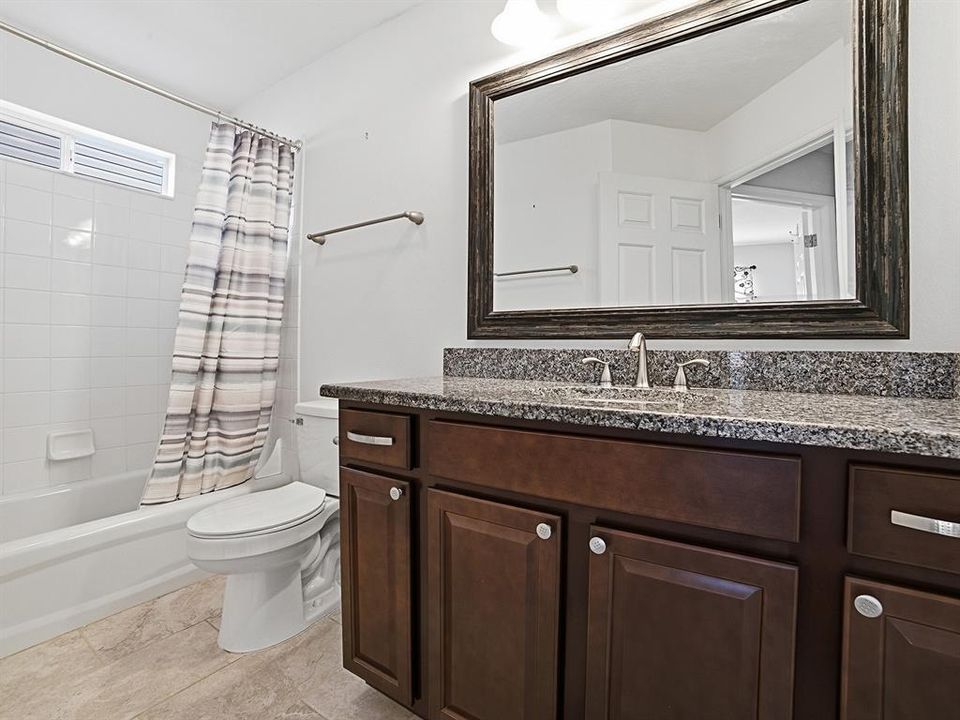 For Sale: $365,000 (3 beds, 2 baths, 1647 Square Feet)