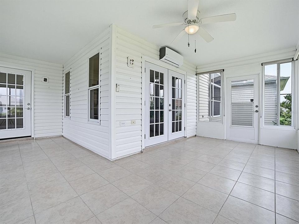 For Sale: $365,000 (3 beds, 2 baths, 1647 Square Feet)