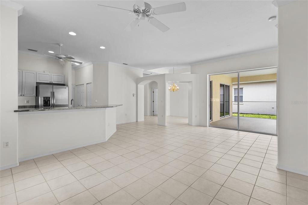 En Venta: $749,000 (3 camas, 3 baños, 1893 Pies cuadrados)