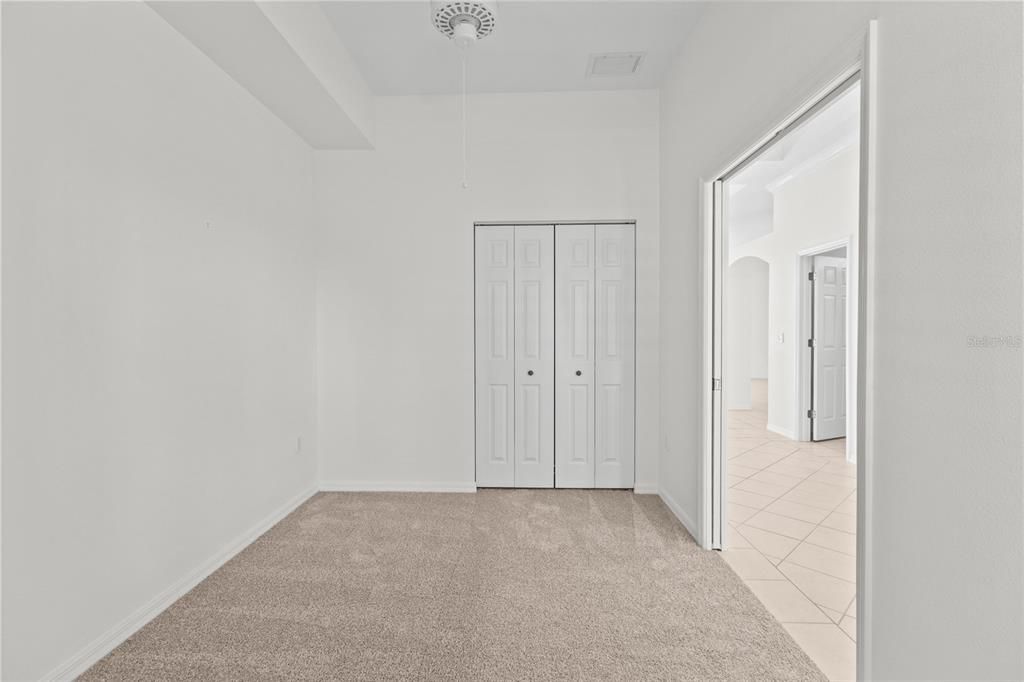 En Venta: $749,000 (3 camas, 3 baños, 1893 Pies cuadrados)