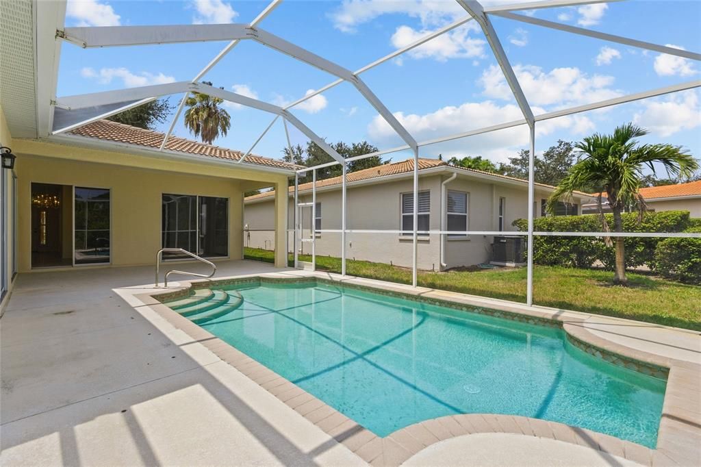 En Venta: $749,000 (3 camas, 3 baños, 1893 Pies cuadrados)