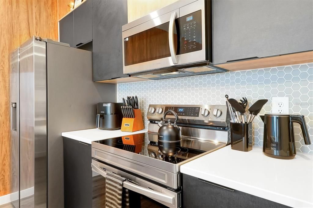 В аренду: $2,350 (3 спален, 3 ванн, 1360 Квадратных фут)