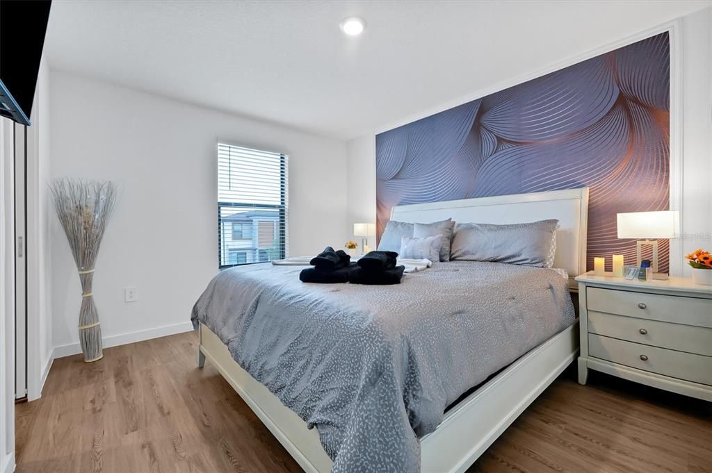 В аренду: $2,350 (3 спален, 3 ванн, 1360 Квадратных фут)