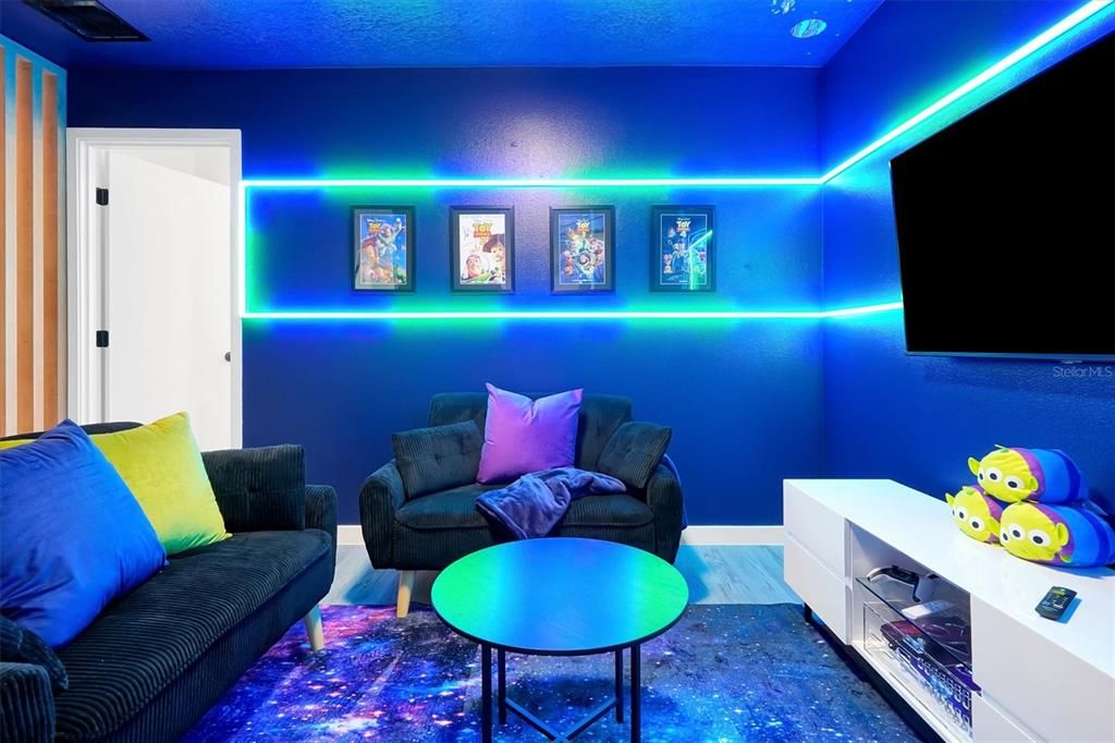 В аренду: $2,350 (3 спален, 3 ванн, 1360 Квадратных фут)